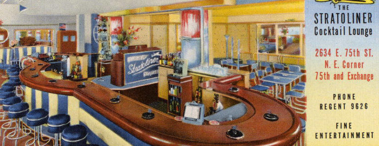 Stratoliner cocktail lounge